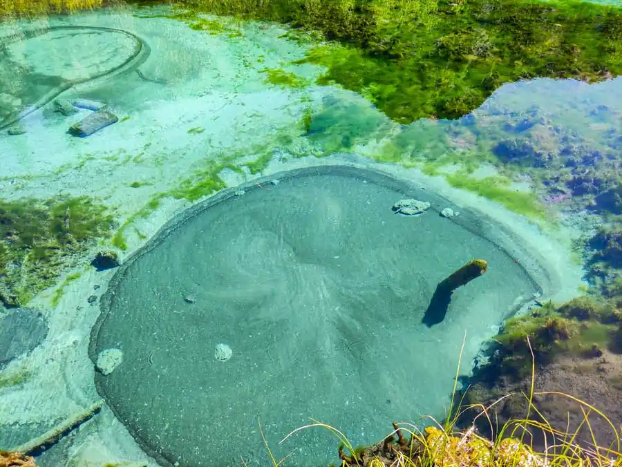 Гейзерное озеро