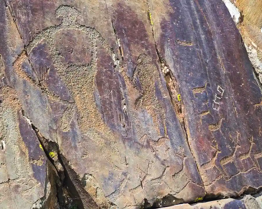 Петроглифы урочища Калбак-Таш