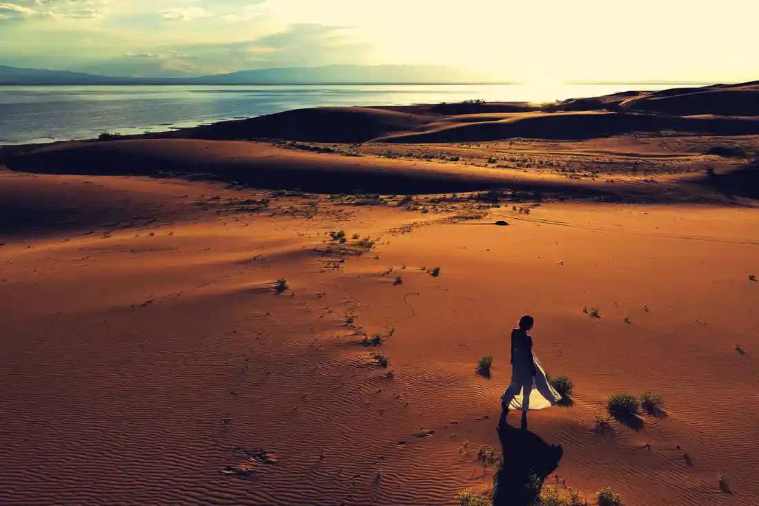 Прогулка по пескам Монголии