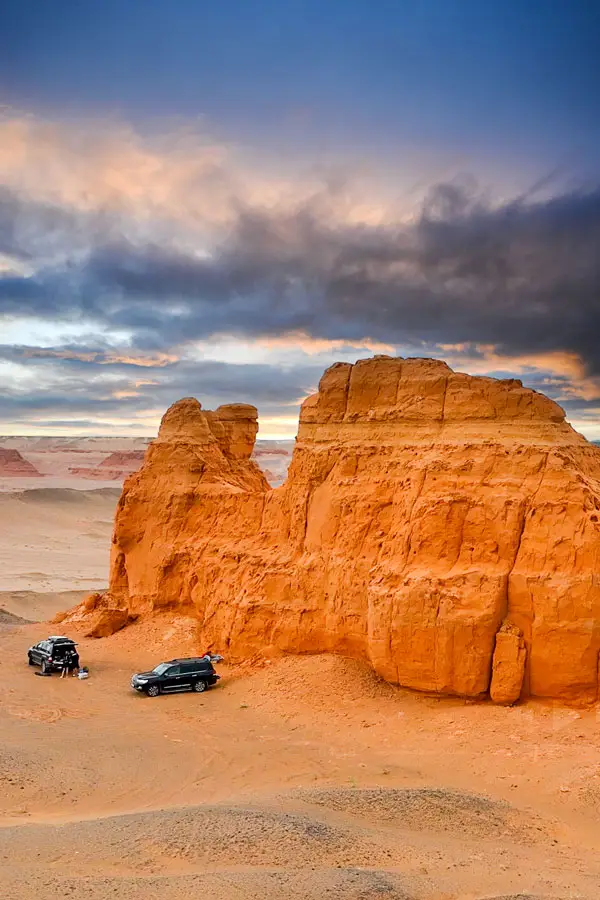 Хермен Цав экспедиция в Монголию