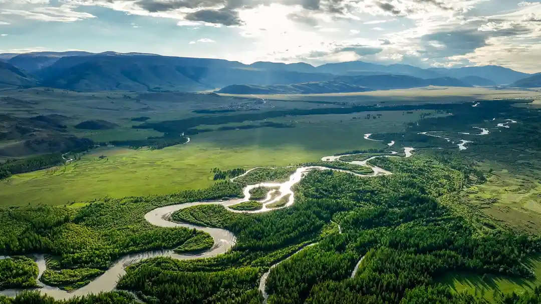 Меандры реки Чуя