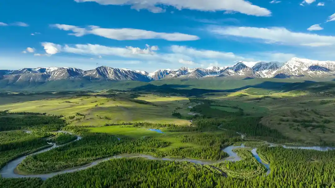 Северо-Чуйский на Алтае