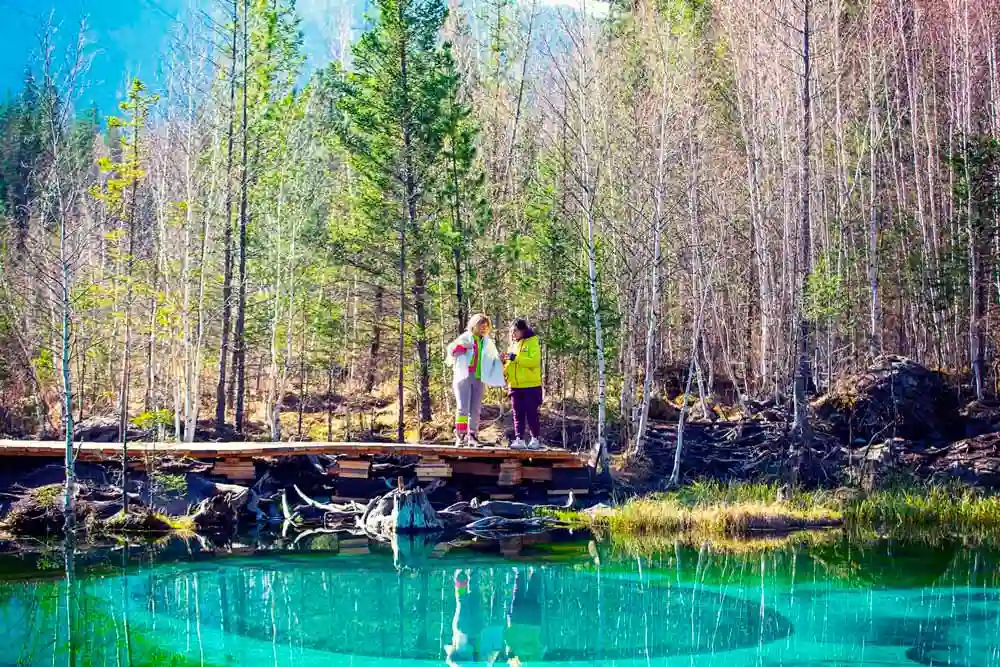 Гейзерное озеро на Алтае